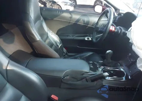 2008 Chevrolet Corvette из США, поврежденный, VIN 1G1YY25W585111929